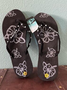 Solfish Black Floral Flip Flop Sandals - Women's